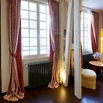 Saint Sulpice\'S Nest - Stylish Studio In Paris