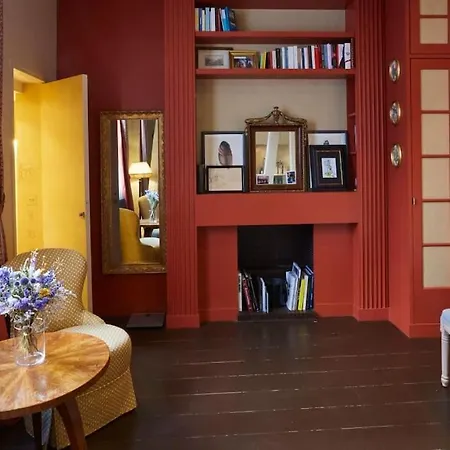 Saint Sulpice's Nest - Stylish Studio In Appartamento Parigi
